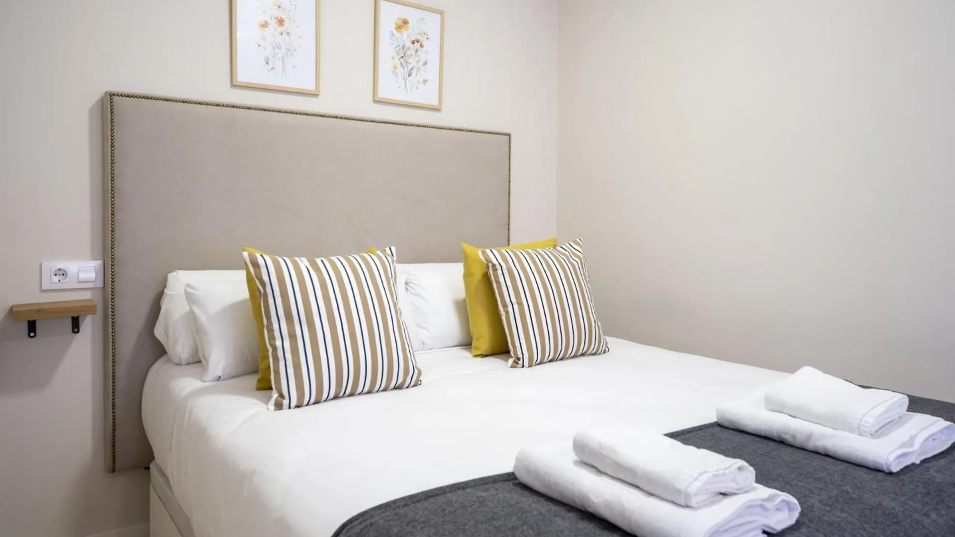 Elegante Apartamento En El Centro. Nuevo! Santander Apartment